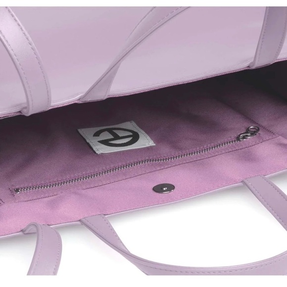 Large lavender Telfar - Picture 4 of 9